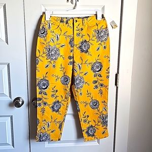Talbots Yellow Floral Capris with Navy Print